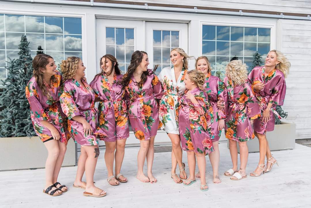Bride with her Bridesmaids